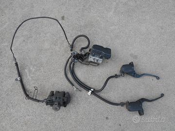 Pompa modulatore ABS yamaha t max 500