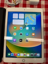 iPad 5 Gen 9.7” 128GB WiFi - Cellular + cover