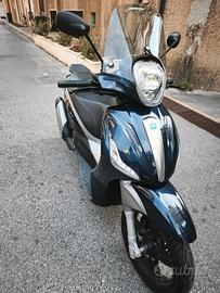 Piaggio Beverly 350 sport touring abs