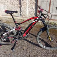 mountain bike elettrica da enduro  fantic xf1
