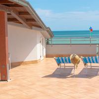 Attico a 50mt. dal mare