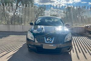 Auto Nissan Qashqai