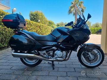 Honda Deauville 700- km.24.000 Abs 2008