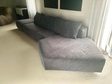 Divano di alta gamma grigio petrolio