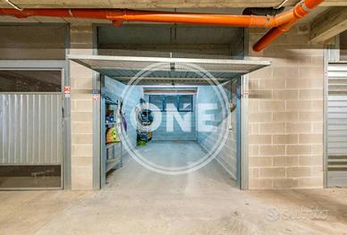Box / Garage di 20 m² a Roma