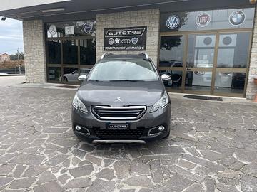 Peugeot 2008 BlueHDi 120 S&S Black Matt NEO PATENT