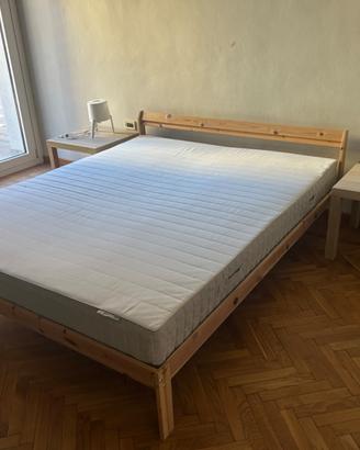 Letto matrimoniale Ikea