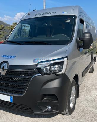 Font Vendôme Master Van XS campervan 5,50m 3 posti