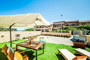 3 LOCALI A CASTELSARDO