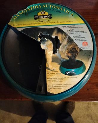 Mangiatoia per animali automatica