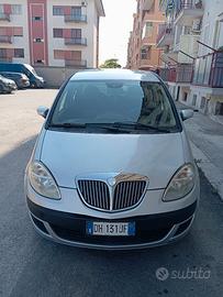 Lancia Musa 1.3 mjt