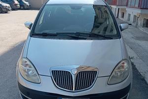 Lancia Musa 1.3 mjt
