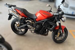MOTO Triumph Motorcycles limited STREET TRIPLE R
