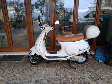 vespa et4