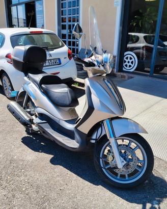 Piaggio Beverly 500
