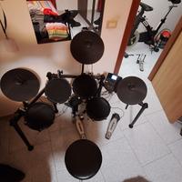 Batteria elettronica Alesis 