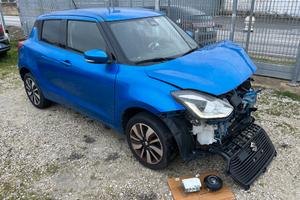 Suzuki Swift 1.2 Hybrid ALL GRIP TOP SINISTRATA