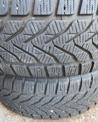 Pneumatici Invernali 225/65 R17 106H