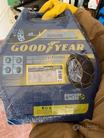 Catene da neve omologate GoodYear 9mm - MAI USATE