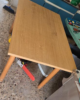 tavolo + sedie in legno