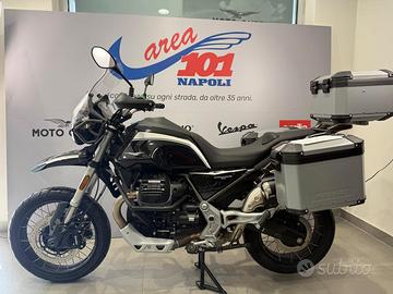 Moto Guzzi V85 GUARDIA D'ONORE