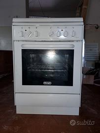 Cucina elettrica 4 zone cottura con forno