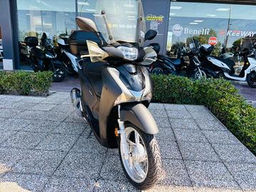 HONDA SH 150 TUTTO INCLUSO ANCHE PASSAGGIO! MINI