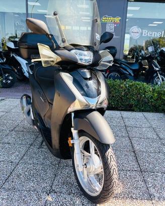 HONDA SH 150 TUTTO INCLUSO ANCHE PASSAGGIO! MINI