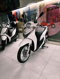 Honda SH Mode 125 BIANCO PERLATO