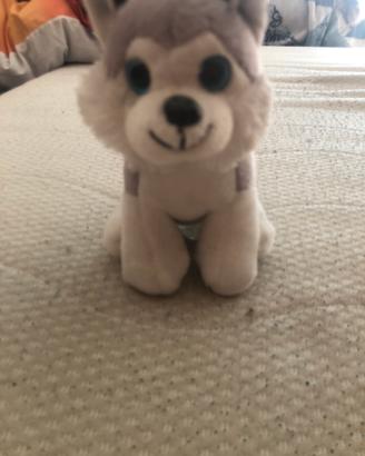 Peluche con occhioni piccoli