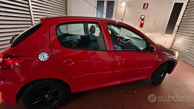 Peugeot 206+ gpl