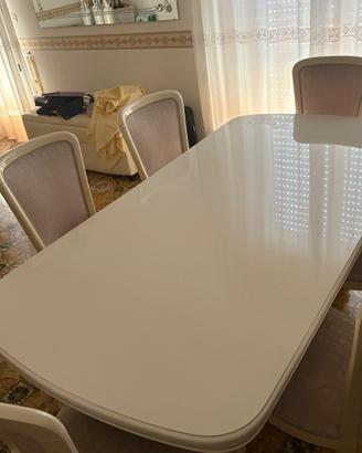 Tavolo grande panna con sedie - Pari