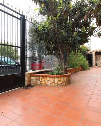CASA INDIPENDENTE A PALERMO