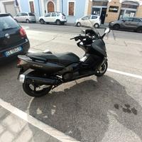 Yamaha T Max - 2006