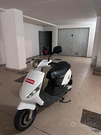 zip piaggio 50