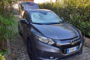 Auto Honda HR-V 1.5 i-VTEC CVT elegance