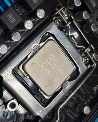 Scheda madre ASUS Z77-A + Intel i5-3470 + dissip