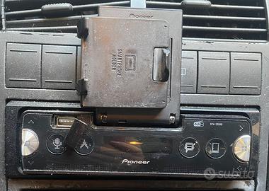 autoradio Pioneer SPH - 20DAB e due gomme185/60R14