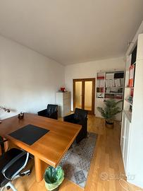 Stanza all'interno di ufficio