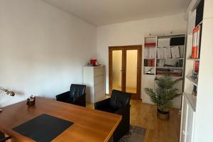 Stanza all'interno di ufficio