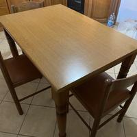 Tavolo da cucina in legno - stile classico