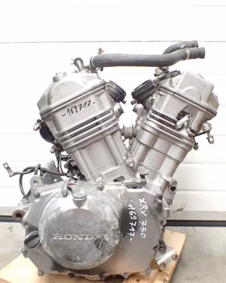 MOTORE Honda XRV 750 Africa Twin RD07 97767 km Vid