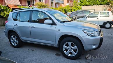Rav4 - 3° serie - 4x4 in perfette condizioni