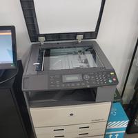 Fotocopiatrice  konica minolta