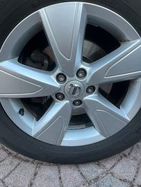 Cerchi volvo e pneumatici 17”