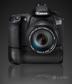 Canon 60D kit Obiettivo 17-85mm IS e Battery grip