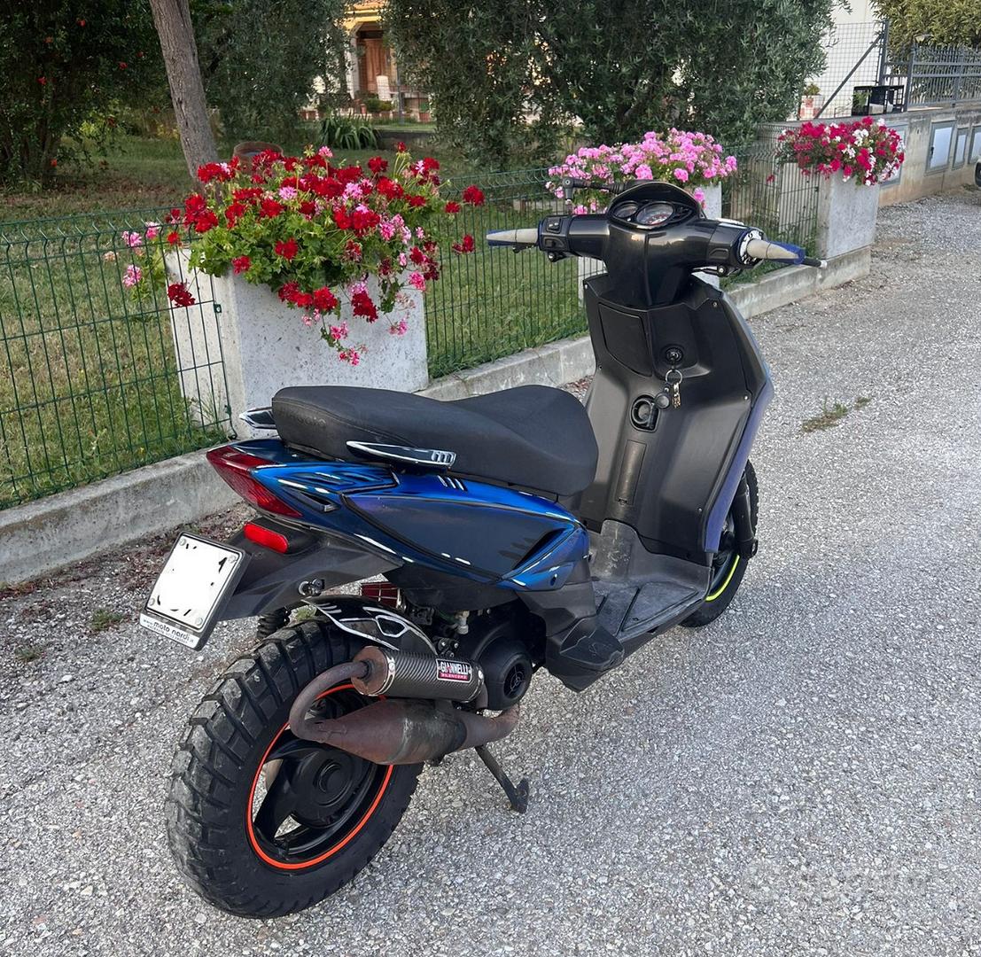 Piaggio Nuovo Typhoon 50 Peugeot Kisbee YASUNI Eco Auspuff Für