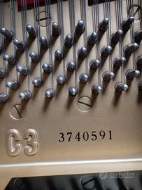 Pianoforte Yamaha C3