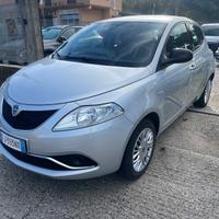 Lancia Ypsilon 1.2 69 CV 5 porte Gold
