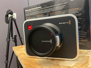 Blackmagic 2.5k Cinema camera EF